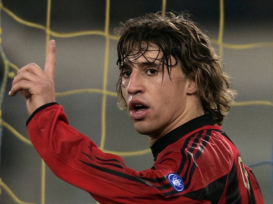 新奥尔良鹈鹕训练开放日；加时末段远射贴柱引欢呼；意大利杯在即；赛程密集仍需轮换的简单介绍-英雄联盟